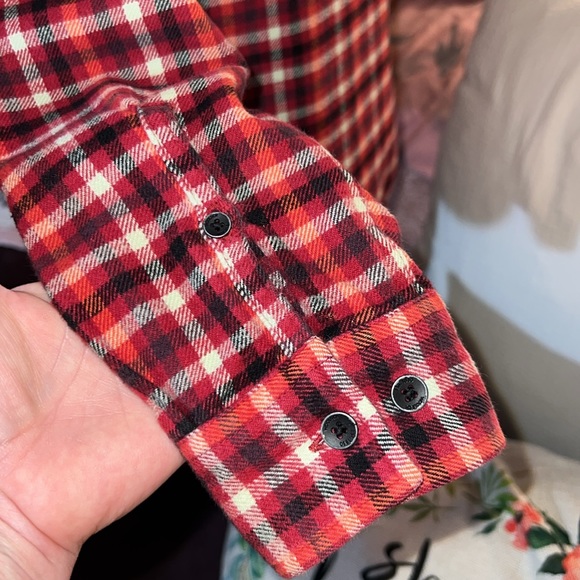 Woolrich Size M Pemberton Long Sleeve Flannel - Picture 7 of 14